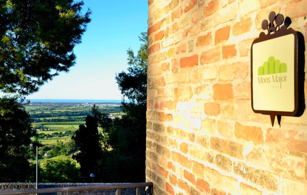 Mons Major Relais Villa Montemaggiore al Metauro Buitenkant foto