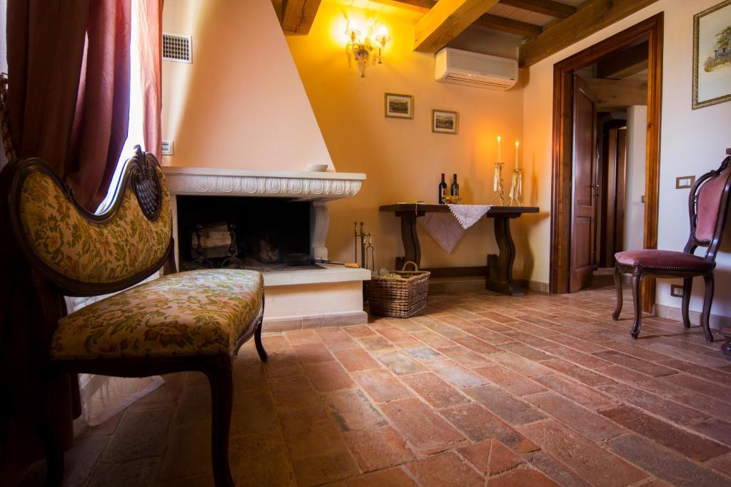 Mons Major Relais Villa Montemaggiore al Metauro Buitenkant foto