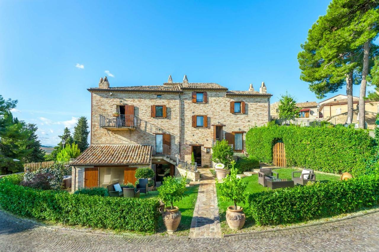 Mons Major Relais Villa Montemaggiore al Metauro Buitenkant foto